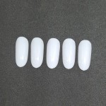 Tipsy do zdobień mleczne 60 sztuk